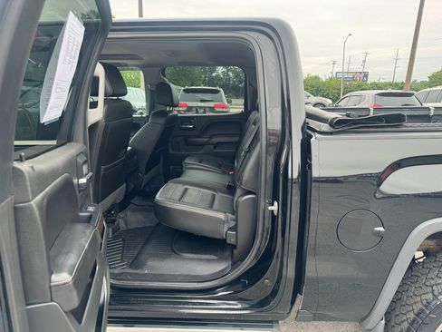 Used 2018 GMC Sierra 1500 Denali w/ Denali Ultimate Package AWD/4WD image 11