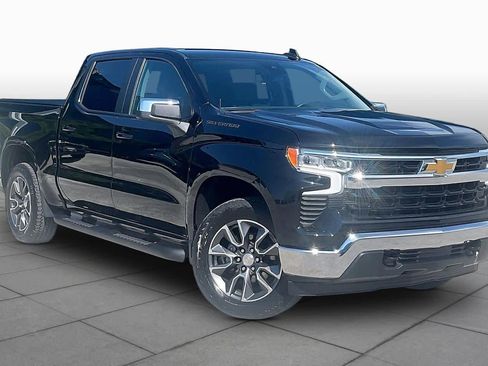 Used 2024 Chevrolet Silverado 1500 LT AWD/4WD image 3