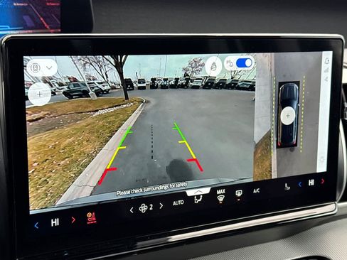 Certified 2025 Ford Expedition Active image 21