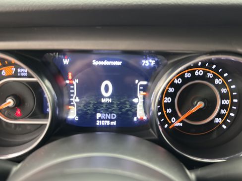 Used 2023 Jeep Wrangler Unlimited Sport AWD/4WD image 16