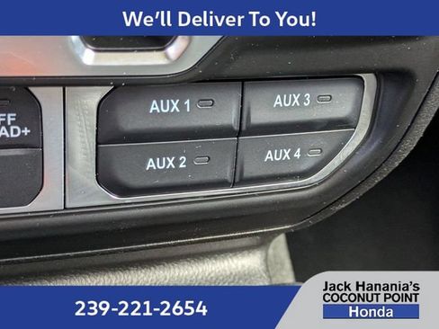 Used 2026 Jeep Gladiator Mojave AWD/4WD image 29