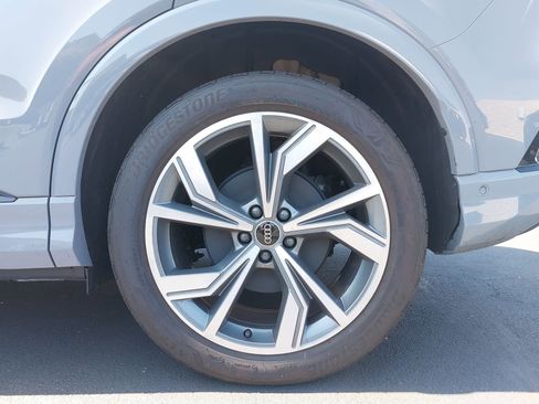 Used 2023 Audi Q4 e-tron Premium Plus w/ Premium Plus AWD/4WD image 7
