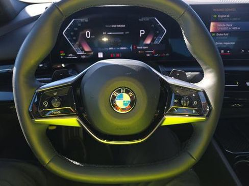 Used 2025 BMW 530i xDrive image 7