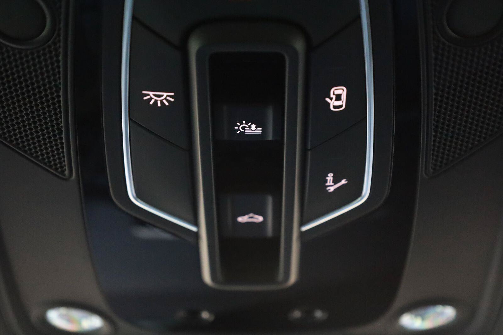 Used 2020 Audi SQ5 Prestige AWD/4WD image 39