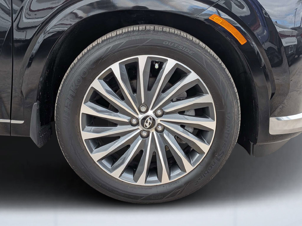Used 2024 Hyundai Palisade Calligraphy FWD image 15
