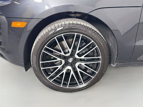 Certified 2026 Porsche Macan Turbo AWD/4WD image 11