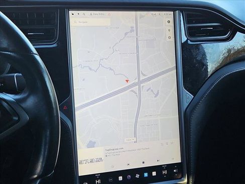 Used 2018 Tesla Model X 75D image 13