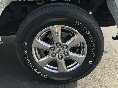 Used 2018 Ford F150 XLT w/ Equipment Group 302A Luxury AWD/4WD image 14