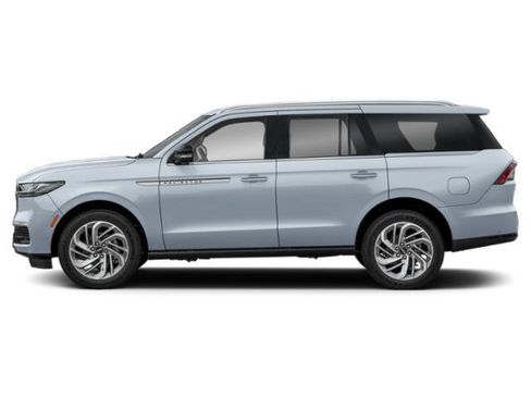 New 2026 Lincoln Navigator Premiere AWD/4WD image 3