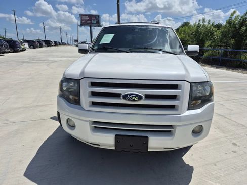 Used 2010 Ford Expedition Limited RWD image 3