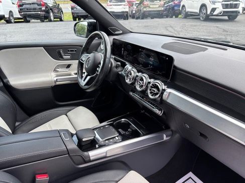 Used 2021 Mercedes-Benz GLB 250 image 47