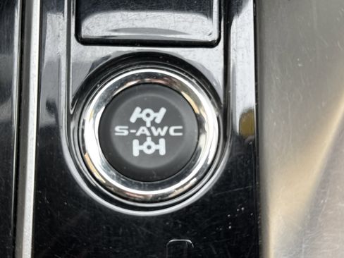 Used 2018 Mitsubishi Eclipse Cross LE image 15