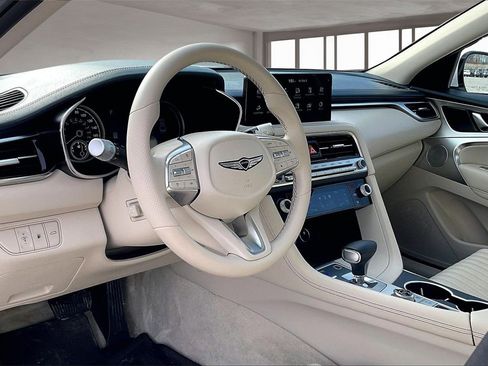 Used 2026 Genesis G70 2.5T Prestige image 17