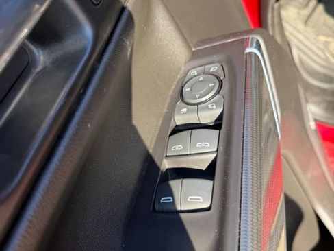 Used 2021 GMC Sierra 1500 AT4 w/ AT4 Value Package AWD/4WD image 15