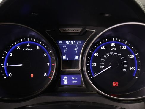 Used 2015 Hyundai Veloster Turbo w/ Option Group 04 image 4