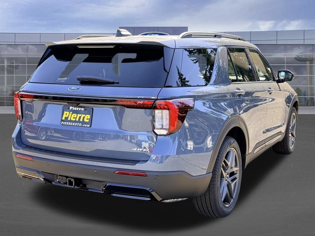 New 2026 Ford Explorer ST-Line w/ ST-Line Street Pack AWD/4WD image 7