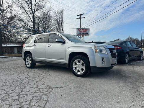 Used 2011 GMC Terrain SLE image 3