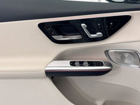 Certified 2026 Mercedes-Benz GLC 300 image 22