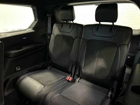 New 2026 Jeep Grand Cherokee L 4WD image 33