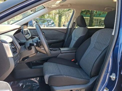 Certified 2023 Nissan Rogue SV AWD/4WD image 13