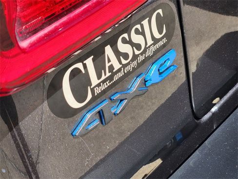 Used 2022 Jeep Wrangler Unlimited Rubicon 4xe w/ Cold Weather Group image 12