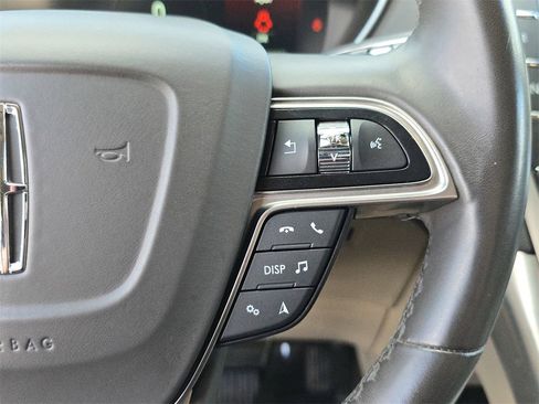 Used 2020 Lincoln Nautilus FWD w/ Equipment Group 101A image 25