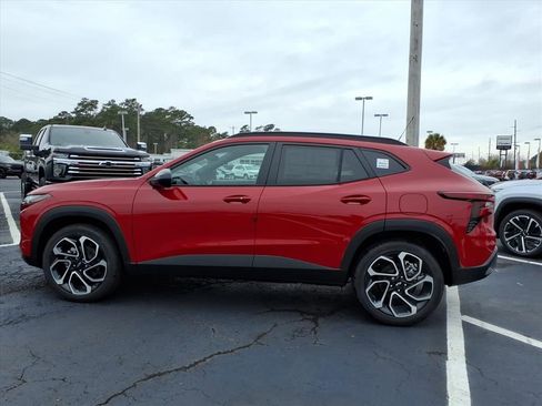 New 2026 Chevrolet Trax RS w/ Sunroof Package image 6