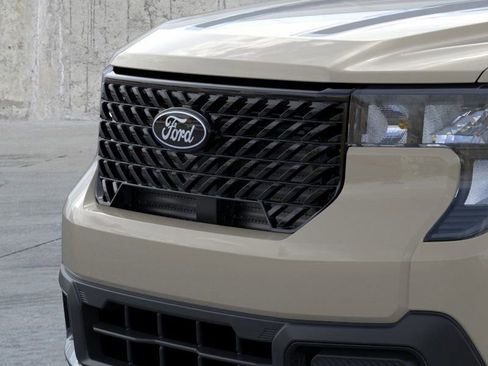 New 2025 Ford Maverick XLT w/ XLT Luxury Package image 18