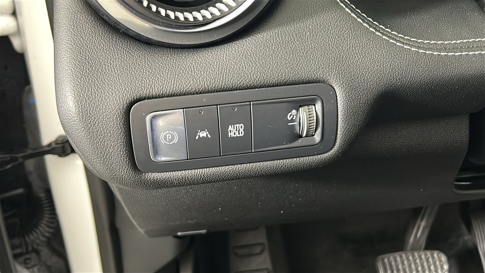 Used 2024 Chevrolet Blazer EV LT AWD/4WD image 24