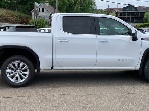 Used 2024 GMC Sierra 1500 SLT AWD/4WD image 5