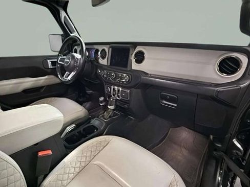 Used 2021 Jeep Wrangler Unlimited Sahara image 26