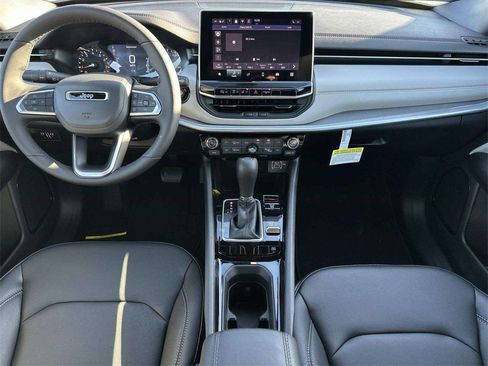 New 2026 Jeep Compass Limited image 9