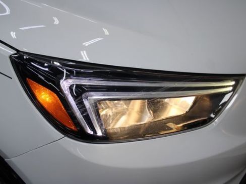 Used 2019 Buick Encore Preferred image 24