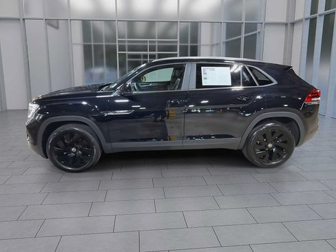 Used 2026 Volkswagen Atlas Cross Sport SE w/ Panoramic Sunroof Package AWD/4WD image 5