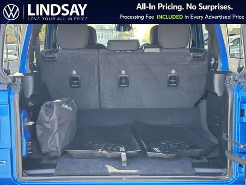 Used 2024 Jeep Wrangler Unlimited Rubicon 4xe image 15