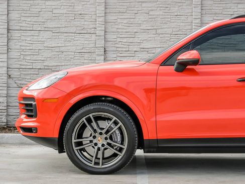 Used 2021 Porsche Cayenne image 13