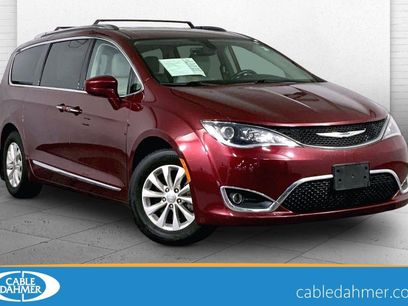 Used 2019 Chrysler Pacifica Touring-L