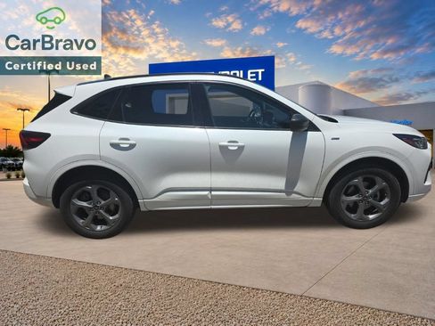 Used 2023 Ford Escape ST-Line w/ Tech Pack #1 AWD/4WD image 8