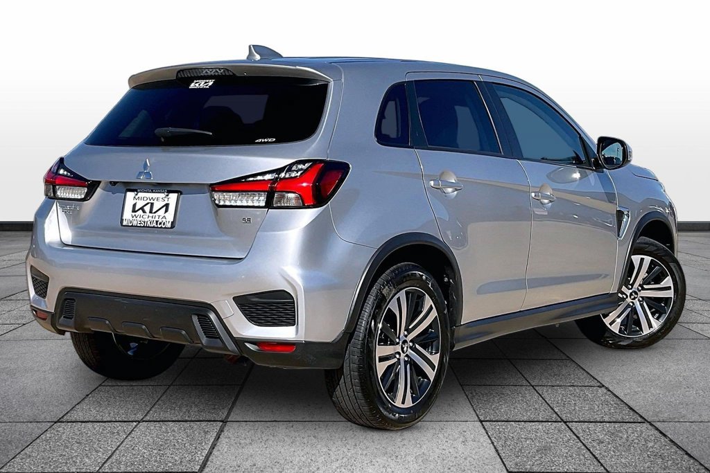 Used 2025 Mitsubishi Outlander Sport AWD image 13