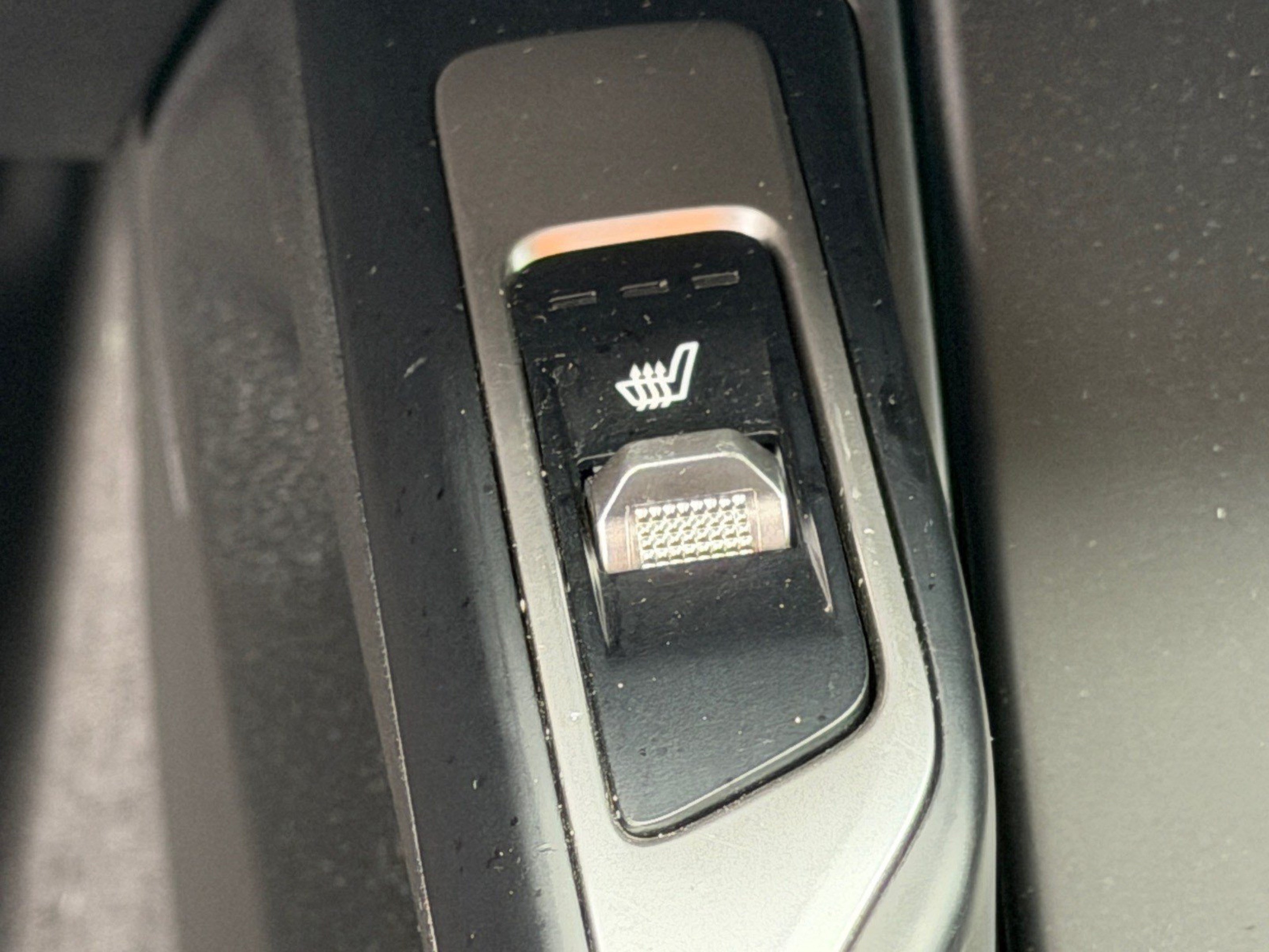 Used 2023 Kia Sorento S FWD image 33