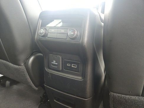 Certified 2023 GMC Acadia SLT image 21