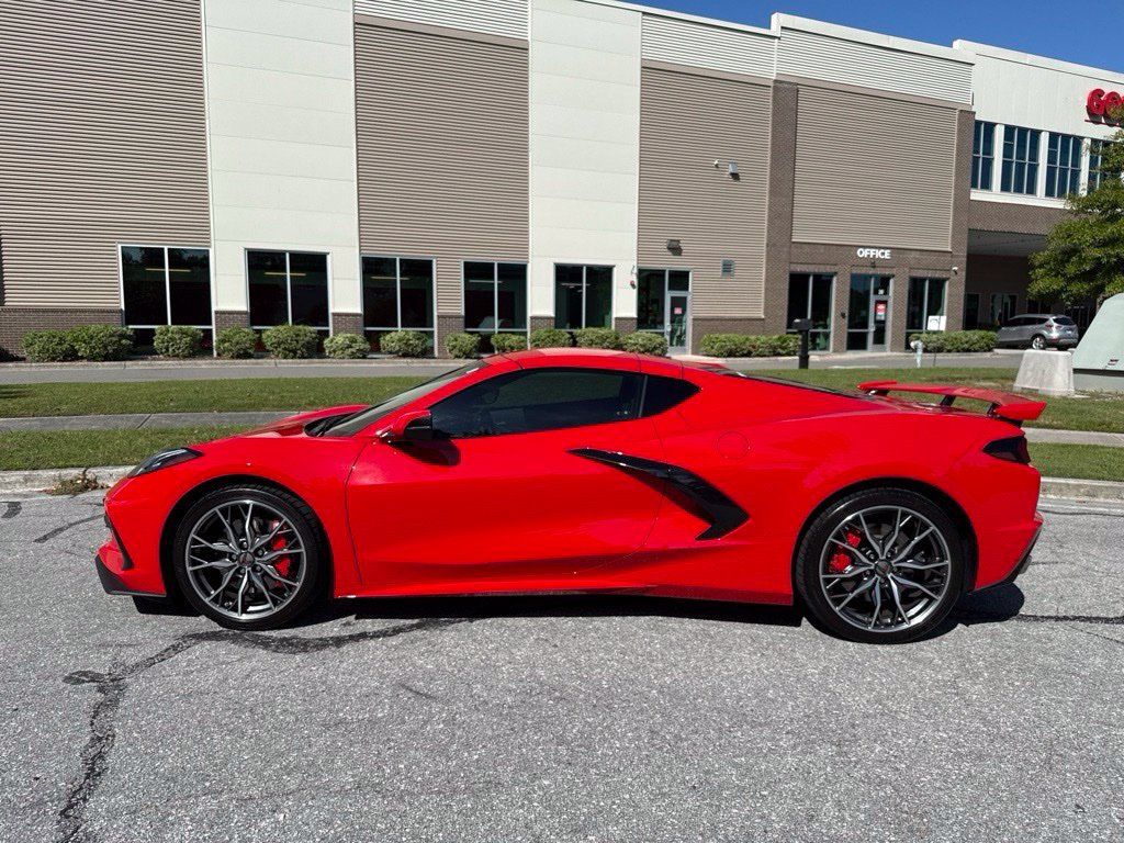 Used 2025 Chevrolet Corvette Stingray Coupe w/ Z51 Performance Package RWD image 2