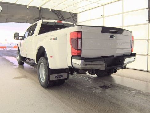 Used 2022 Ford F350 Lariat w/ Lariat Ultimate Package image 6
