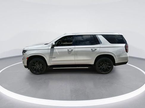Used 2024 Chevrolet Tahoe LT w/ Luxury Package RWD image 5