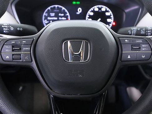 Used 2025 Honda HR-V LX image 22