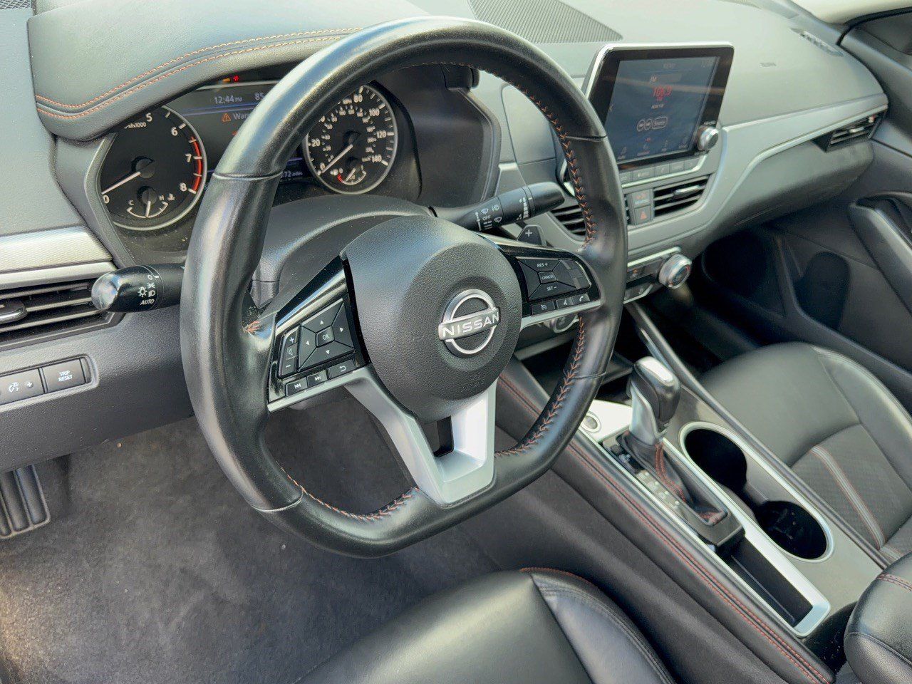 Used 2025 Nissan Altima 2.5 SR FWD image 4