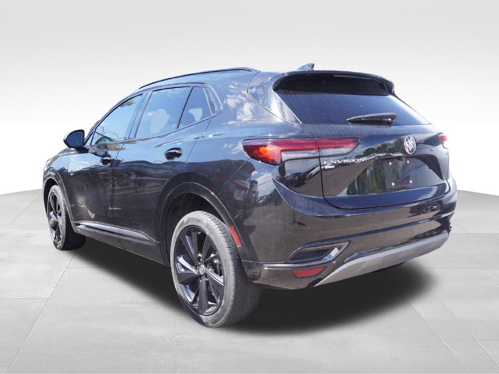 Used 2023 Buick Envision Preferred w/ Sport Touring Package AWD/4WD image 4