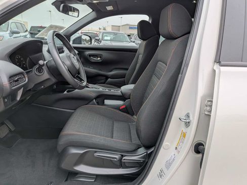 Used 2024 Honda HR-V Sport image 15