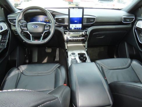 Certified 2023 Ford Explorer ST w/ Equipment Group 401A image 23
