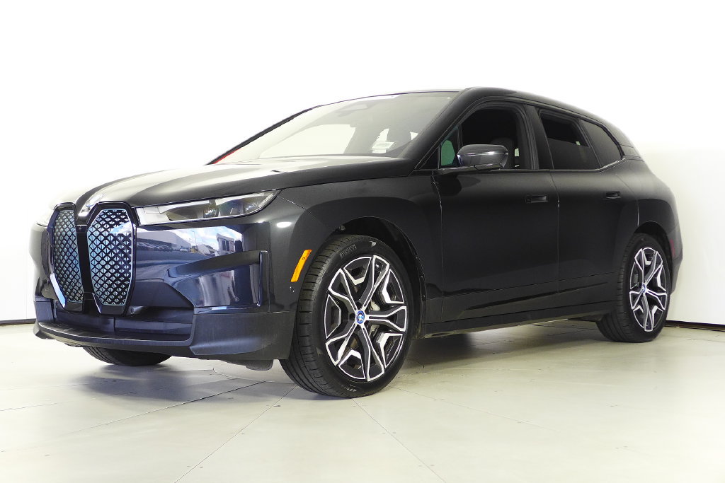 Certified 2024 BMW iX xDrive50 AWD/4WD image 2
